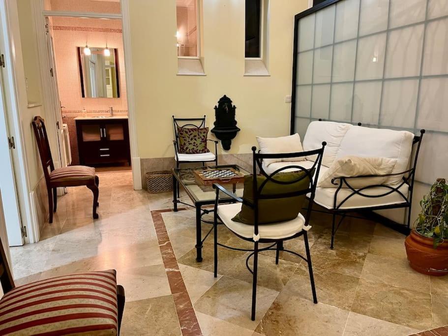 Apartamento J Costa 15- Alameda Hercules Sevilla Buitenkant foto